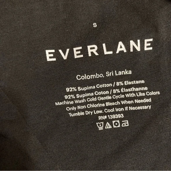 Everlane The Long-Sleeve V-neck Supima® Bodysuit (S) - Picture 4 of 7